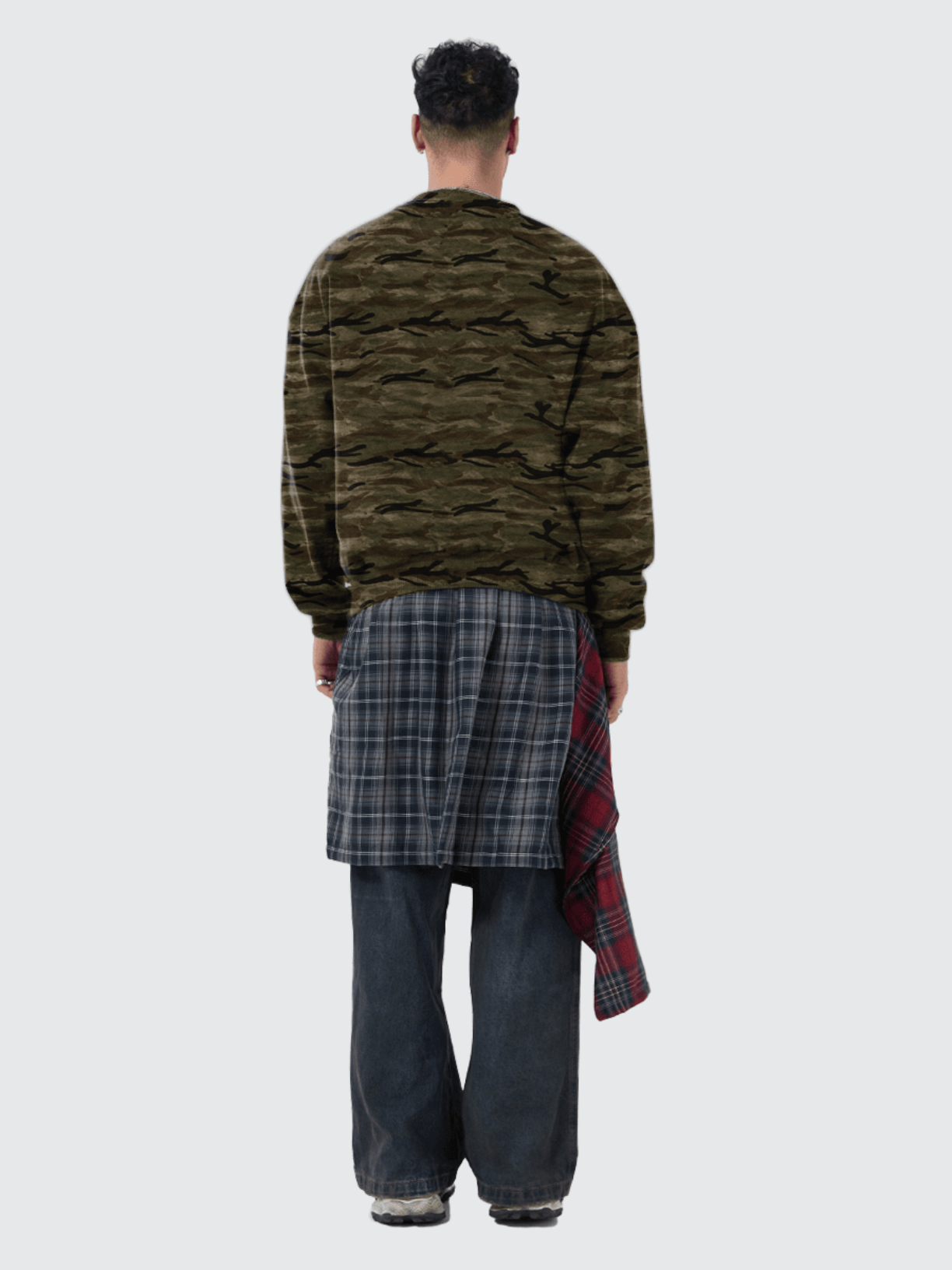 Camo oversized heavyweight crewneck sweatshirt by Apollo Moda, view 4
